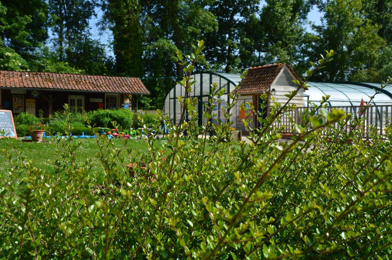 Camping Le Val De Trie Behen Exterior photo